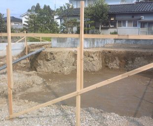基礎工事