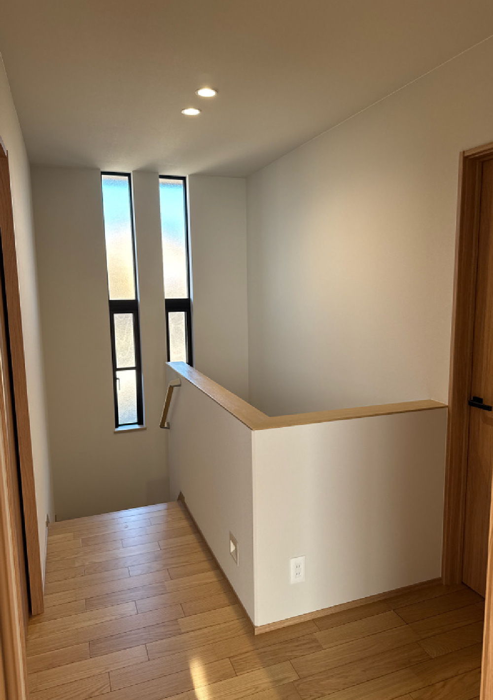 竣工～階段ホール～